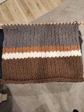 Load image into Gallery viewer, Chunky Blanket Loom

