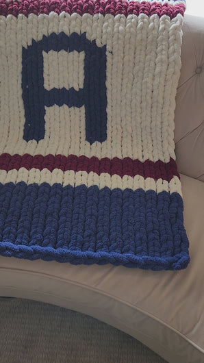 Chunky Blanket with Initial